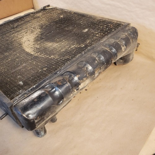 Original Jaguar XKE E-Type 4.2 Series 1 Brass Radiator C24252 Assembly OEM - Picture 12 of 13