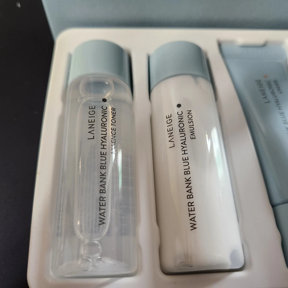Laneige Water Bank BLUE HYALURONIC 5STEP ESSENTIAL KIT FOR Normal to Day skin - Image 2 of 4