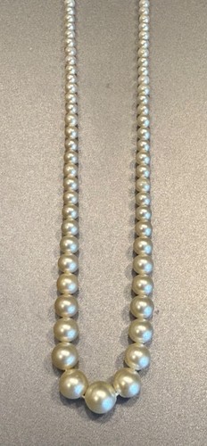 Vintage Crown Trifari Single Graduated Faux Pearl Strand Necklace Tulip Clasp - Picture 12 of 14