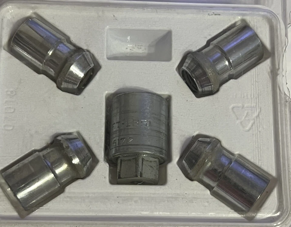 2017-19 Buick Encore Front & Rear Left & Right Wheel lock Kit OEM  - Image 2 of 4