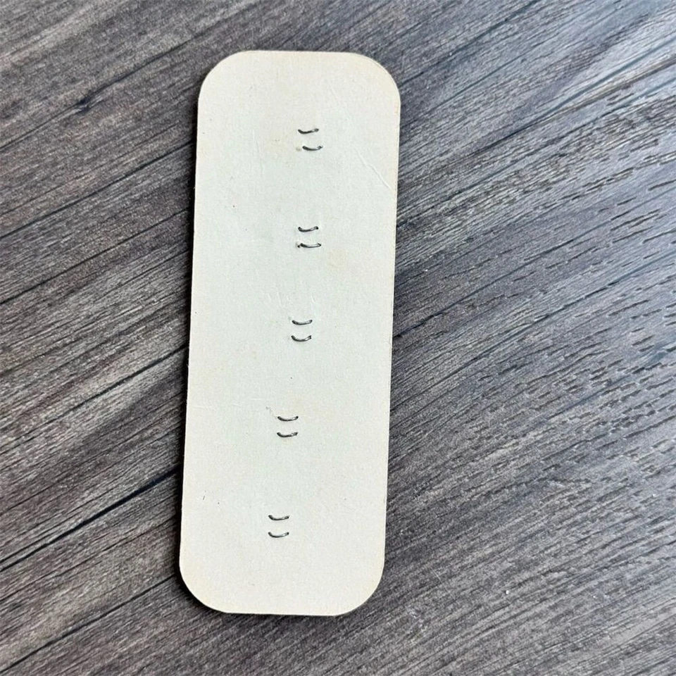 NEW ON CARD Vintage 1950s Casa de Leon Ivory 4 Hole Sewing Button Set 5 Pack - Image 4 of 4