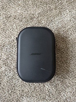 Bose QuietComfort 35 (QC35)  (Excellent Condition) - Silver