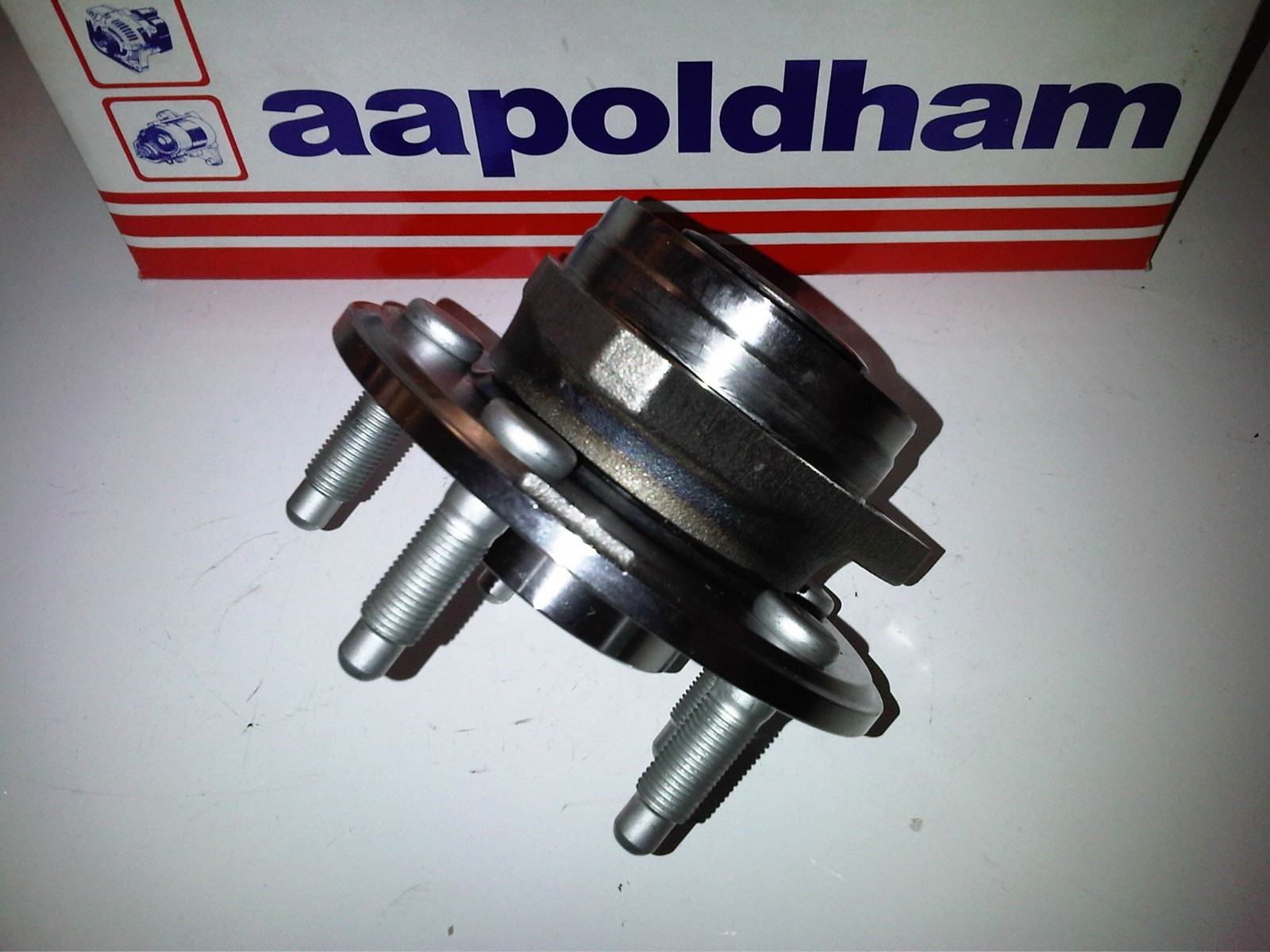 VAUXHALL INSIGNIA 1.4 1.6 1.8 2.0 2.8 2x NEW REAR WHEEL BEARING