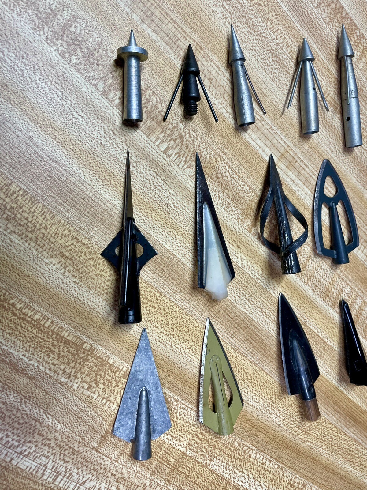 Fred Bear, Browning, Roy Case, Ben Pearson, Ace, Hoyt, Fish Points, 16