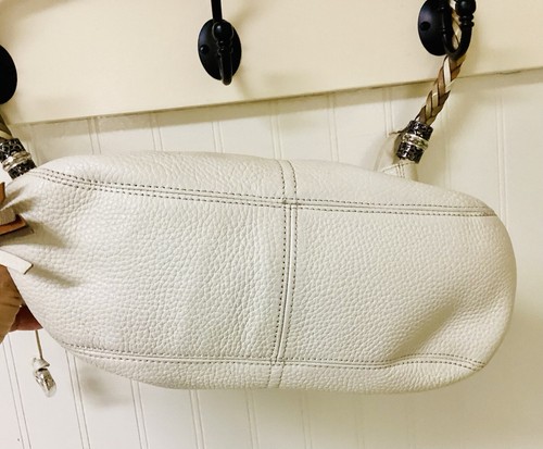 Brighton Lederhandtasche, weiß, geflochtene Lederriemen, Anhänger, Schlüsselclip. - Bild 4 von 12