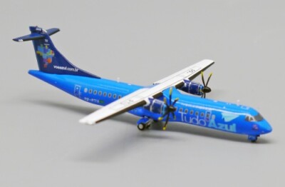 JC Wings ATR 72-500F Azul P-PTU 1:400 Modellflugzeug