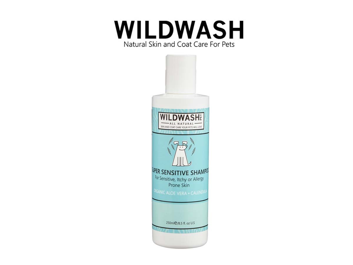 Wildwash 100 Natural Dog Shampoo Stinky Dog Super Sensitive Flea & Bug