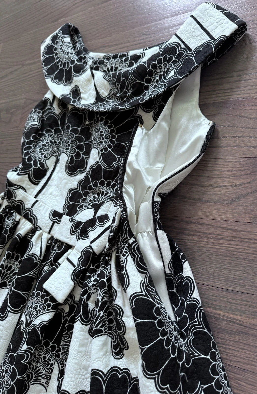 Abito Kate Spade New York floreale a strati bianco e nero taglia 2 nuovo
