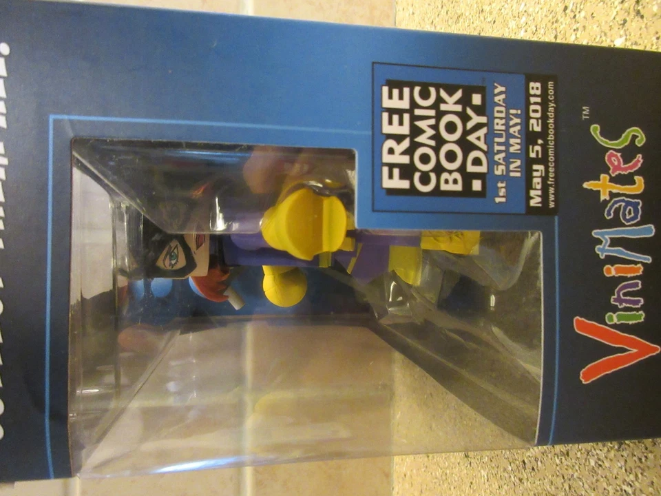 Figuras de vinilo DC Nightwing & Batgirl Vinimates exclusivas de FCBD 2018 NUEVAS EN CAJA Foto 4 de 4