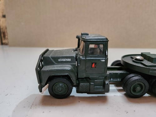 Corgi Major 901 Military Mack Tank Transporter - Picture 7 of 7