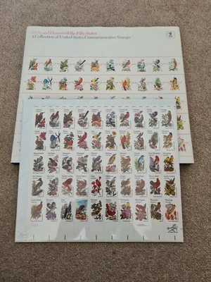 Birds and Flowers of the Fifty States. USPS 1982 H/B with stamps & stamp bundle - Image 1 of 4