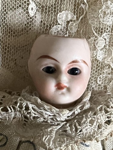 Antique German Mignonette Bisque Doll 9cm Original Dress - Picture 14 of 18