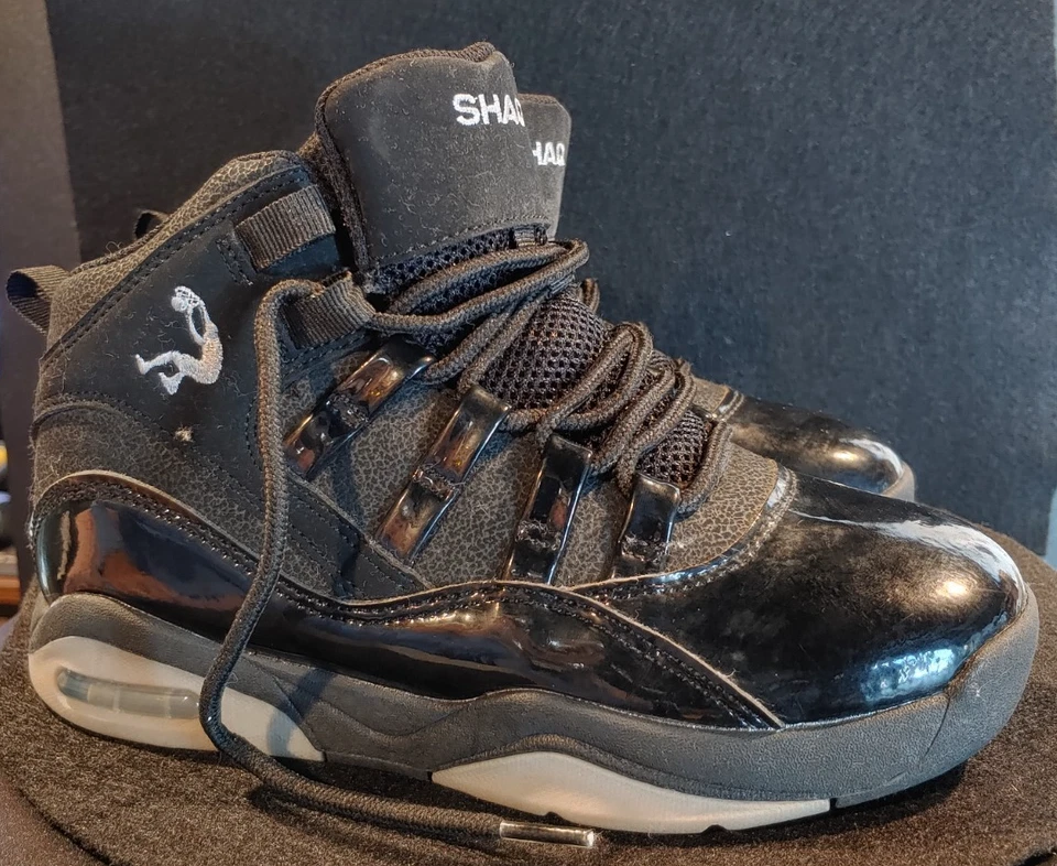 Zapatillas deportivas de baloncesto Shaq Hi Top negras para niños talla 2 Foto 4 de 4