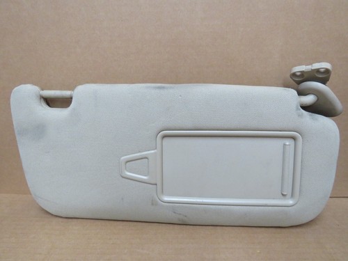 2013 HYUNDAI GENESIS RIGHT SUN VISOR OEM - Picture 2 of 2