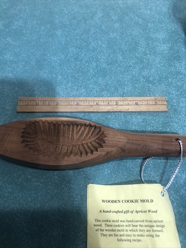 vintage wooden cookie molds - Picture 5 of 5