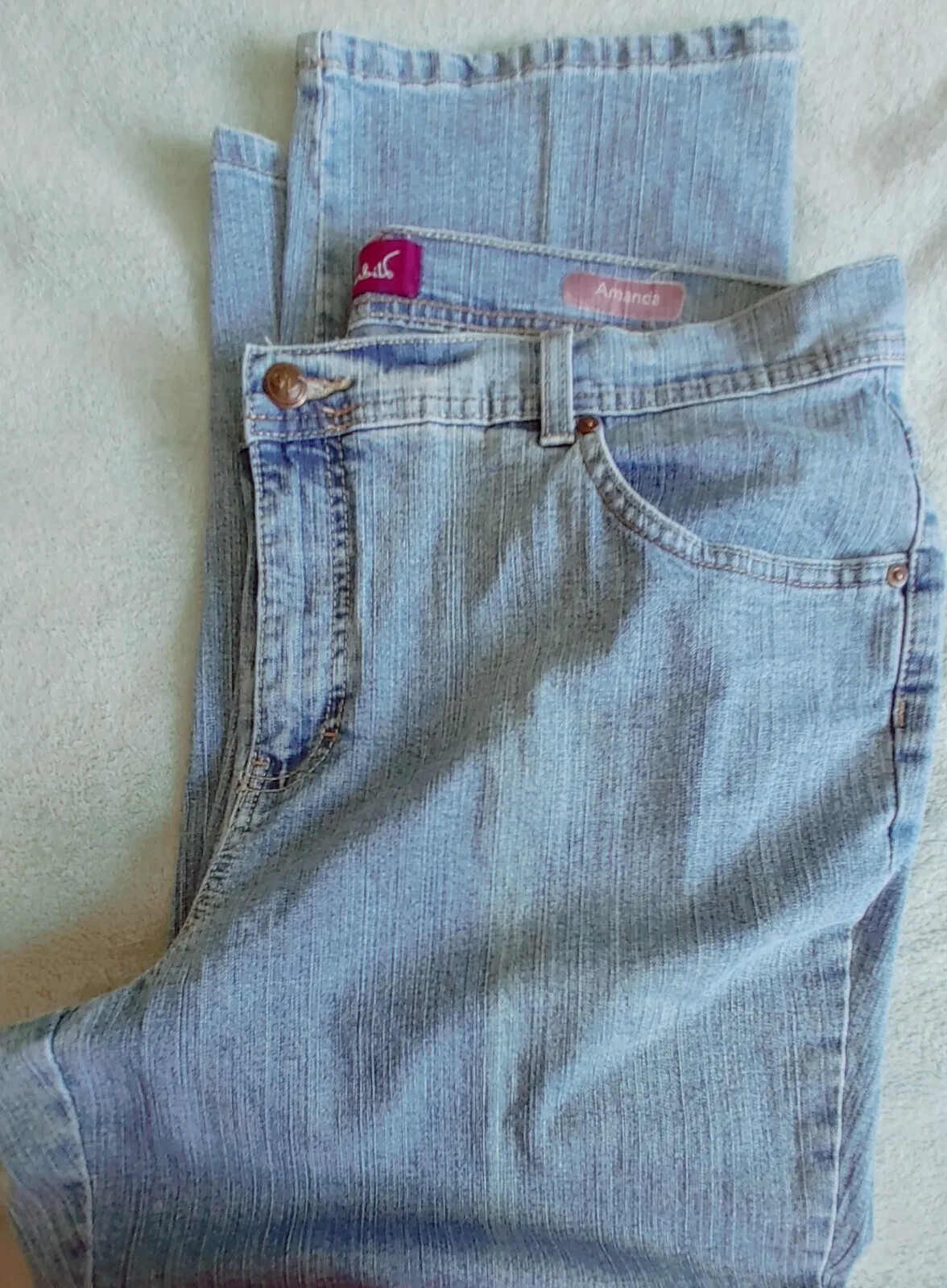 Gloria Vanderbilt AMANDA Jeans, 18W short 27" Length, Light Blue  