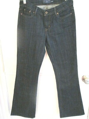 Levis San Francisco Ladies Size 2/26  Dark Navy Blue Bootcut Slight Curve Jeans
