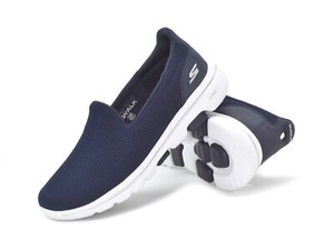 skechers on the go white