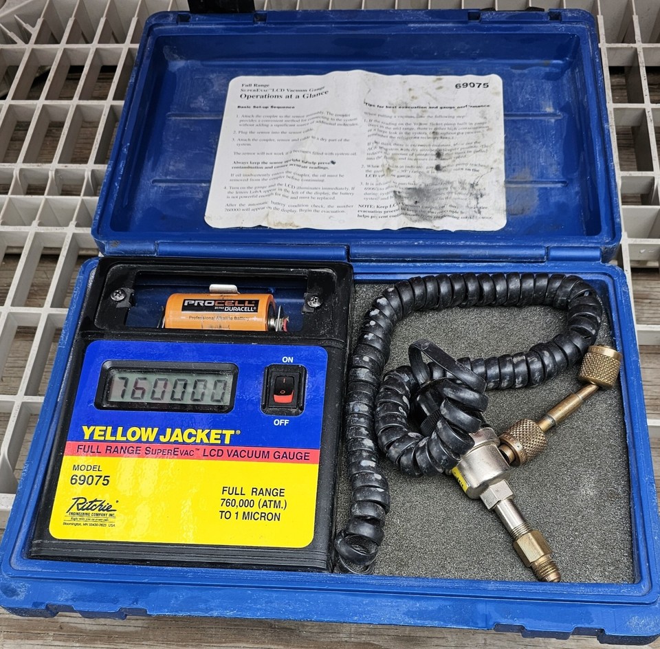 Yellow Jacket 69075 Full Range SuperEvac LCD Vacuum Gauge in Case