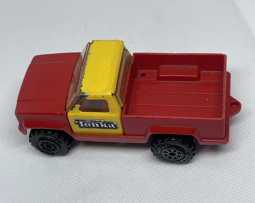 1978 Tonka Mini Pickup Truck Red With Yellow 4” Length - Made In USA - Picture 5 of 6