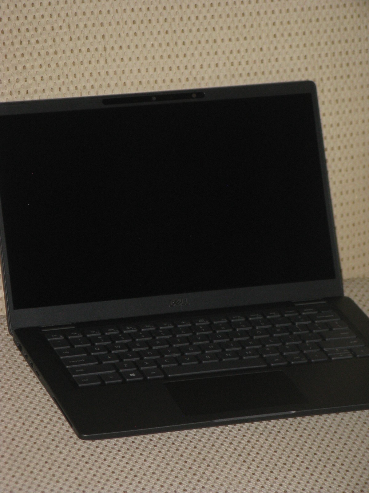 Dell Latitude 7310, 14-Inch Laptop, with Intel Core i5 10th Gen., 256 GB NVMe (Non-Volatile Memory Express), Windows 11 Pro