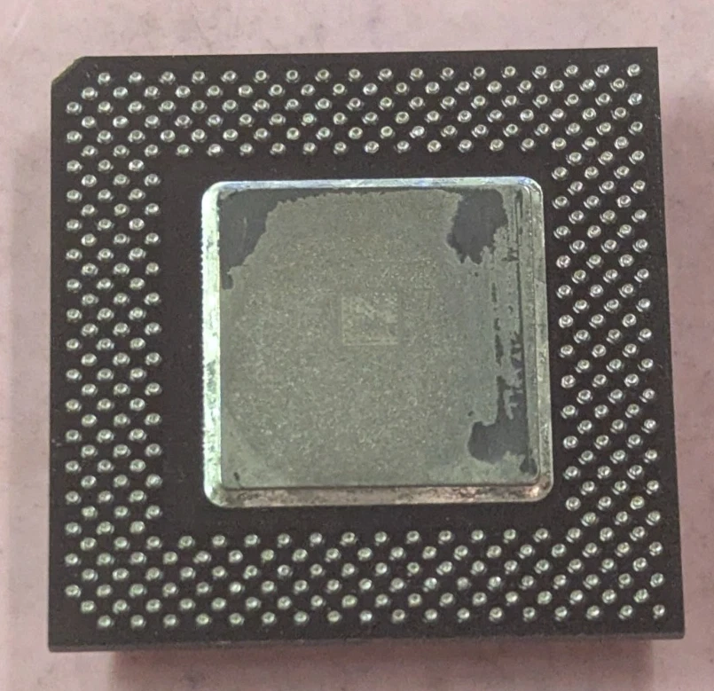 Intel Celeron 466MHz 128K 66MHz Mobile CPU SL3EH FV524RX466 Vintage Processor - Image 2 of 2