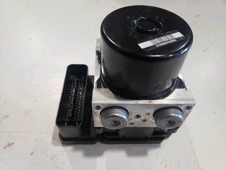 BMW 135i E82 2009 - Sistema de frenos antibloqueo ABS - Se adapta a 09-13 OEM 6790147, 6790146 Foto 4 de 4