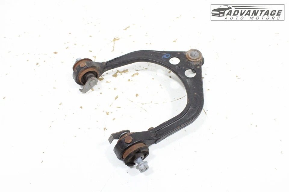 Chrysler 300 2020-2023 tracción trasera suspensión delantera lado derecho brazo de control superior OEM Foto 4 de 4