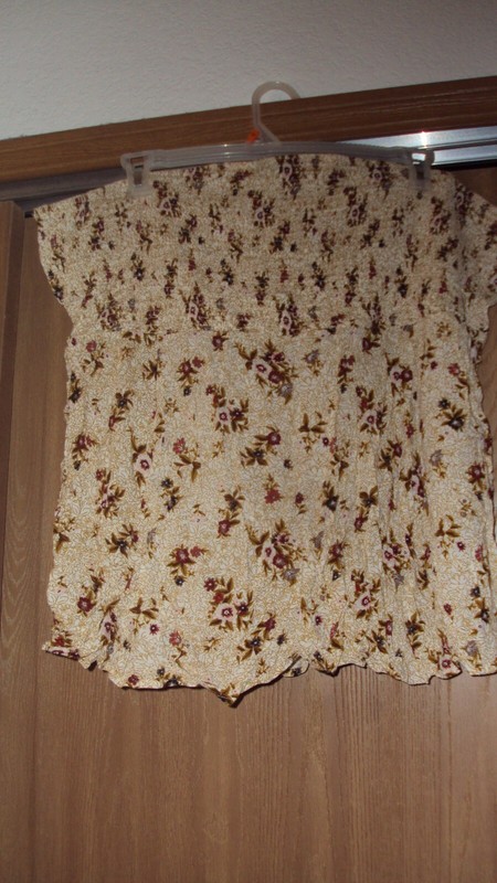 Torrid Sz 5 Floral Tan Challis Smocked Tube Top
