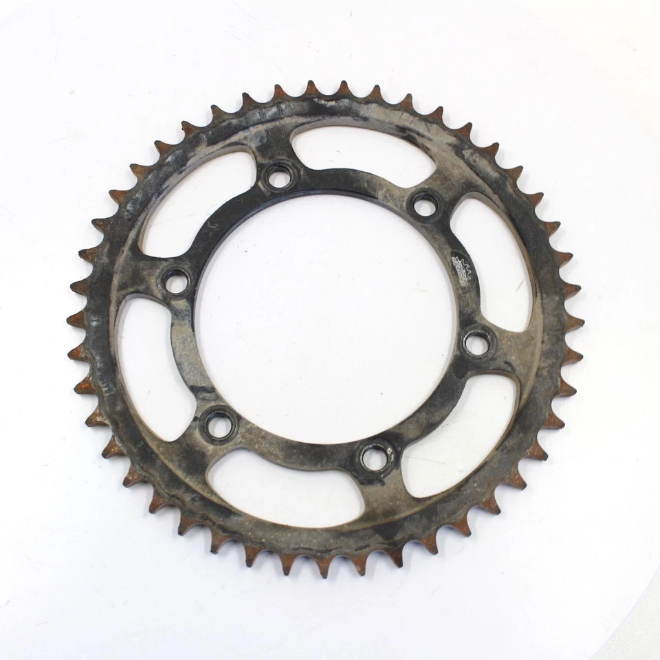 Roda dentada traseira 2005 SUZUKI HAYABUSA FABRICANTE DE EQUIPAMENTO ORIGINAL - Imagem 4 de 4