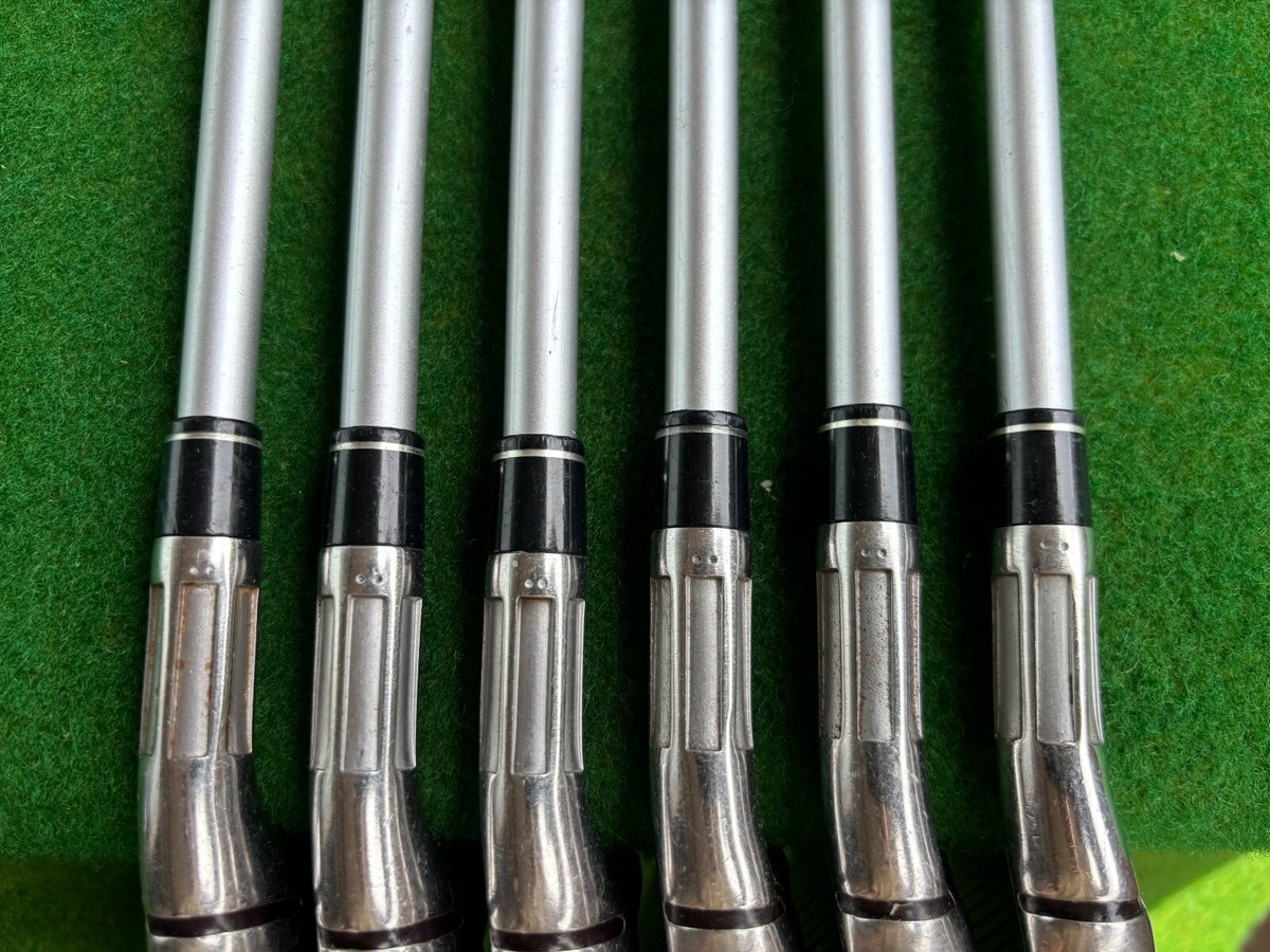 Taylormade M6 Ironset 5-9+Pw 6pc RH FUBUKI TM6 graphite Flex Taylormade M6 Ironset 5-9+Pw 6pc RH FUBUKI TM6 graphite Flex