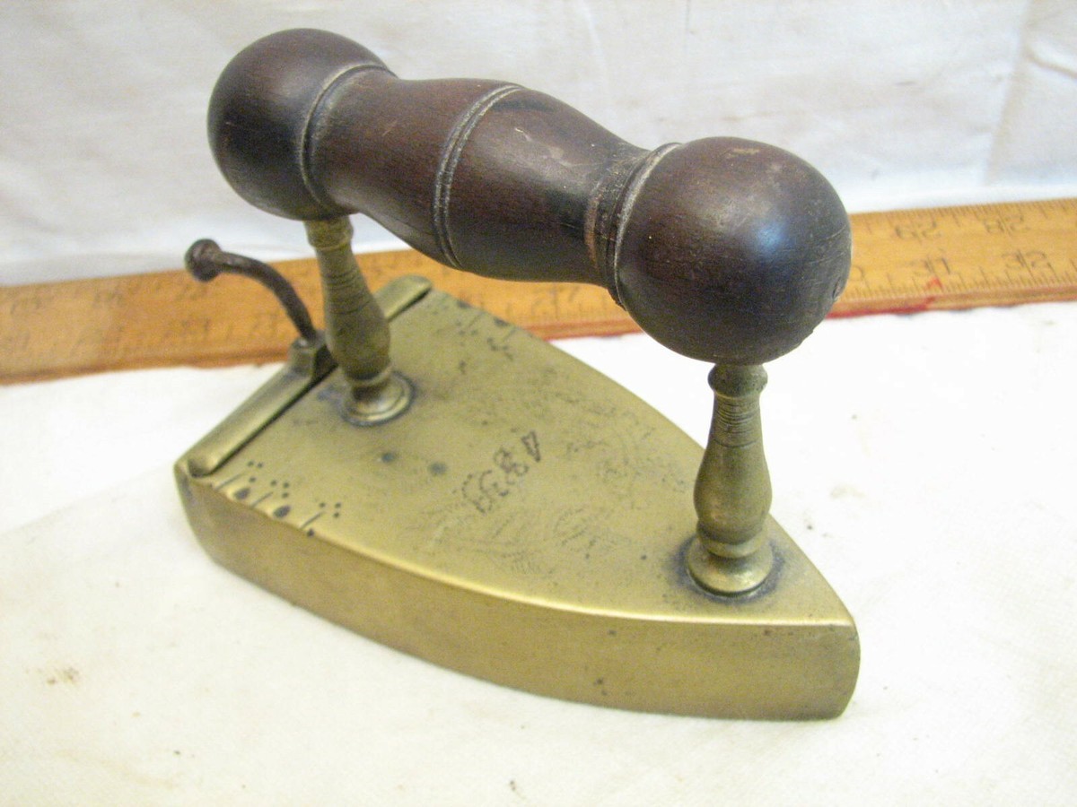 Antique Brass Slug Box Sad Iron Kitchen Tool Pod Wood Handle Fine Antique Brass Charcoal Slug Box Sad Flat Iron Tool Pod  main image 3