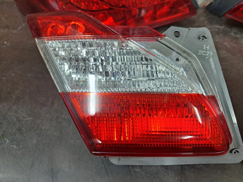 2009-2015 JDM NISSAN INFINITI FUGA Y51 370GT Q70 M37 REAR TAIL LIGHTS LAMP 4 PCS - Image 3 of 4