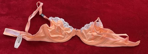 NWT Victoria's Secret Women's Underwire White Lace Back Closure Orange Bra 32C - Picture 7 of 11