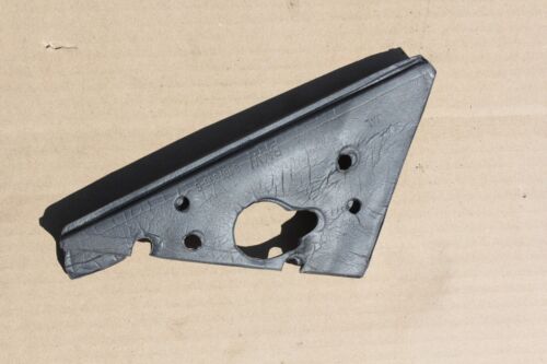 GENUINE BMW E34 EXTERIOR GASKET SIDE MIRROR TRIANGLE SEAL FRONT RIGHT DOOR OEM - Picture 3 of 4