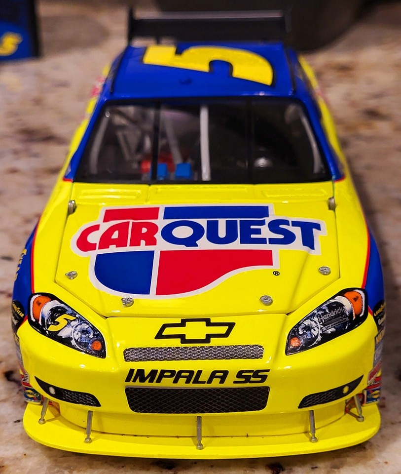 2009 5 Mark Martin CARQUEST Chevrolet Impala SS 124 Diecast Action