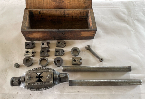 Vintage F. Armstrong Bridgeport CT Stock Pipe Threader Die Set Original Box