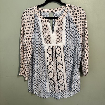 CROWN AND  IVY M Blue Blush Pink Babydoll  3/4 SLEEVE TUNIC TOP BLOUSE Cutout
