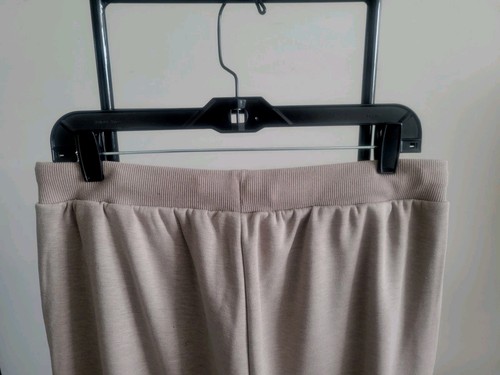 Berkshire Homewear Tan Plush Jersey Lounge Pant Size M A655742 NWOT - Picture 3 of 5