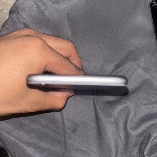 iPhone 6 Plus Model A1522, Parts Only - Picture 7 of 8