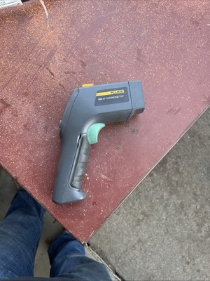 Fluke 568 IR Thermometer Contact Temperature Measuring Tool
