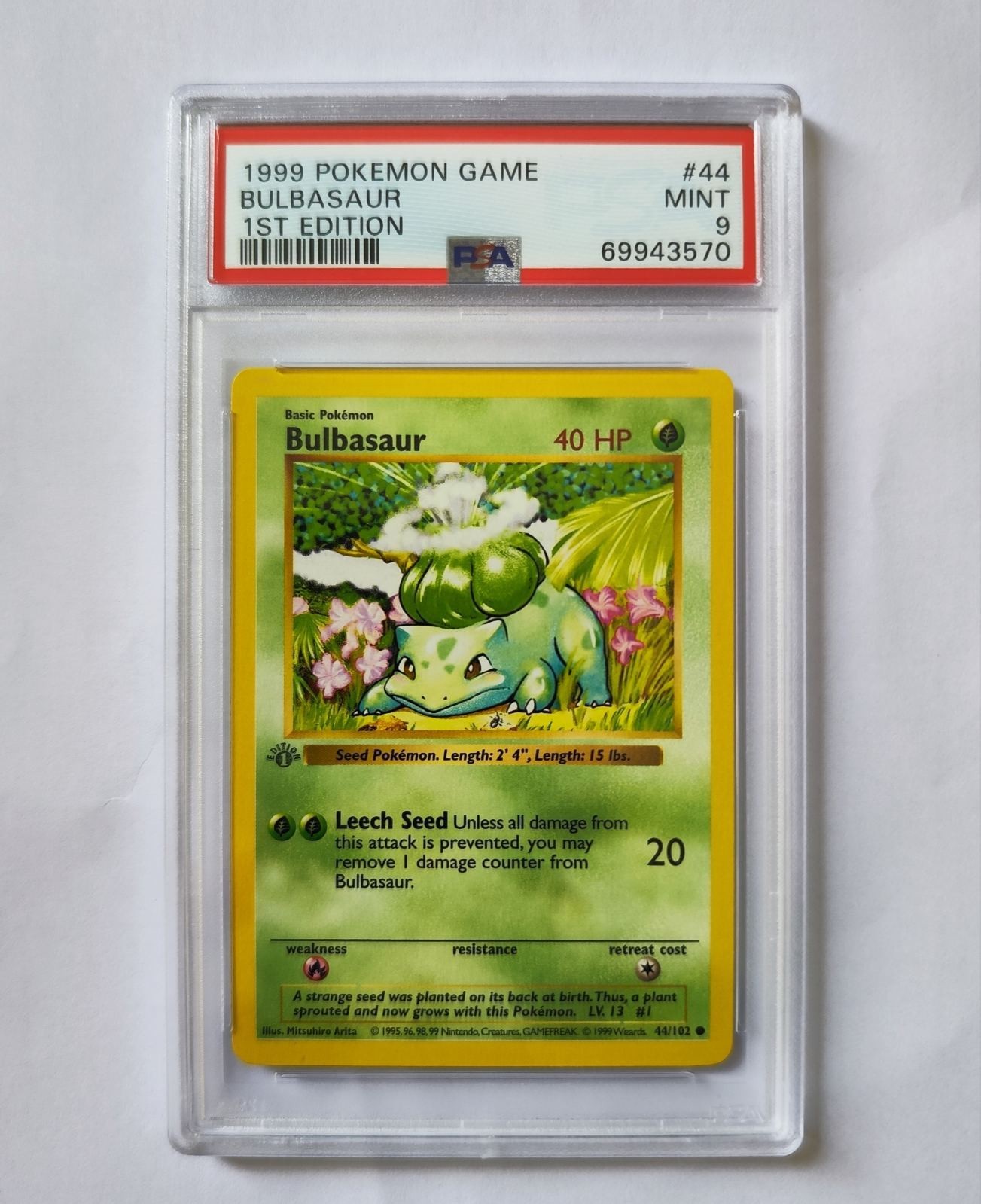 Pokemon card bulbasaur 1st edition 1999 base set #44 PSA 9 mint wotc
