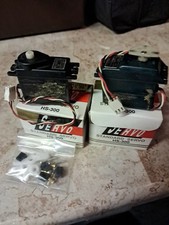 Model Servo HS300