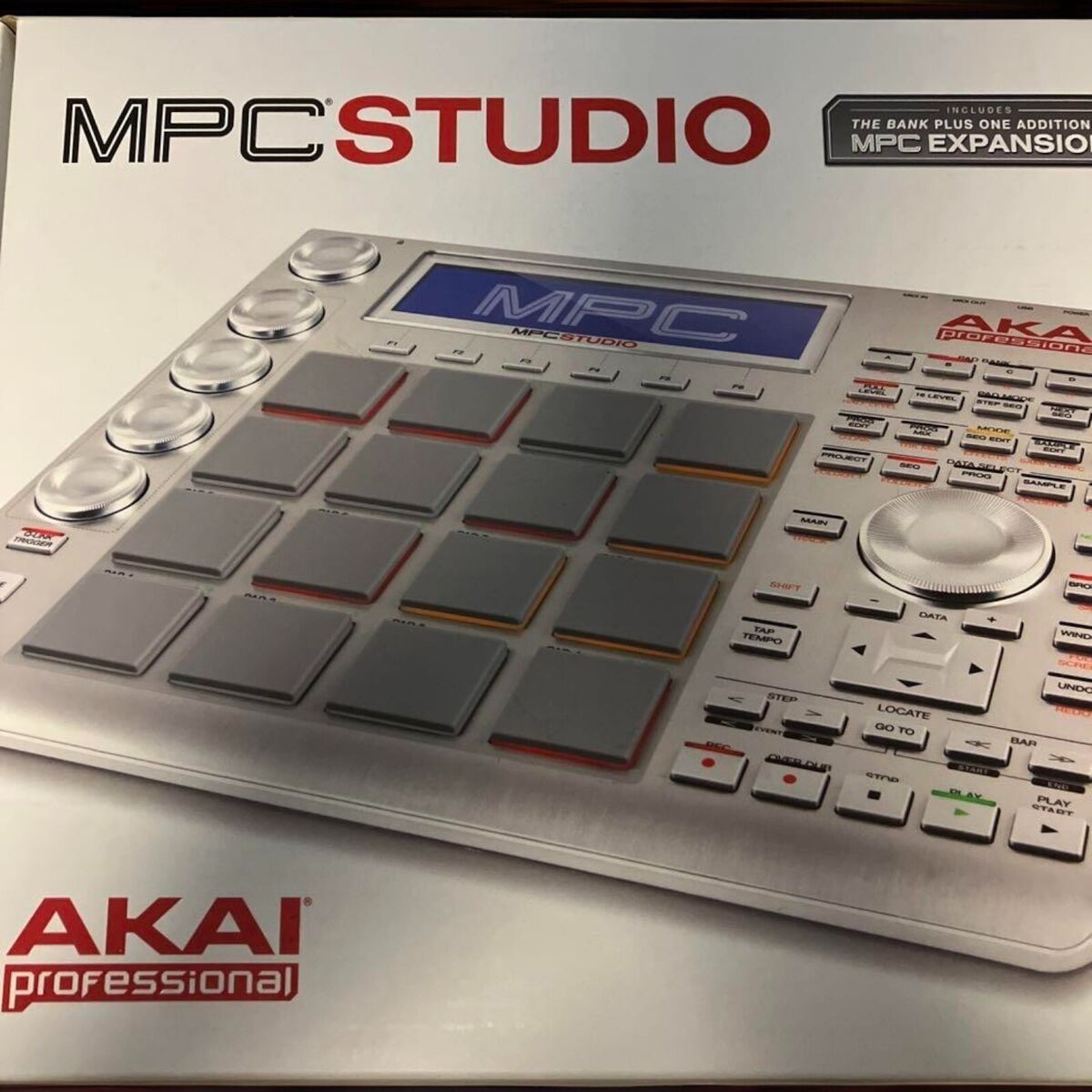AKAI Professional MPC Studio Silver Compact MIDI Controller AKAI Professional MPC Studio Silver Compact MIDI Controller