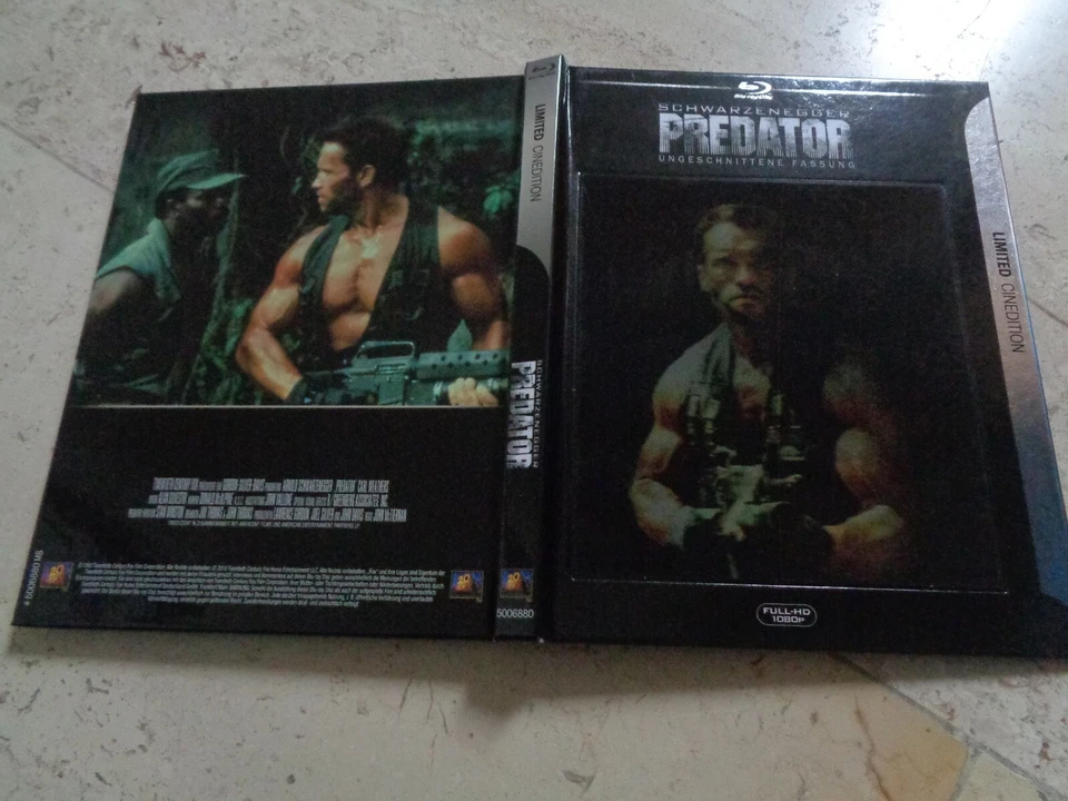 PREDATOR Blu-Ray LENTICULAR Digibook Filmcell OOP Limited Edition Schwarzenegger - Image 3 of 4