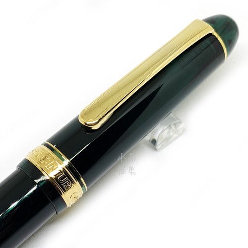 Platinum 3776 Century Laurel Green 14K nib Fountain Pen - Picture 4 of 6