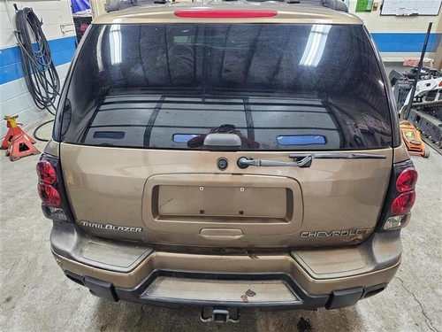 Front Console CHEVROLET TRAIL BLAZER (113 W.B.) 02 03 04 - Picture 3 of 24