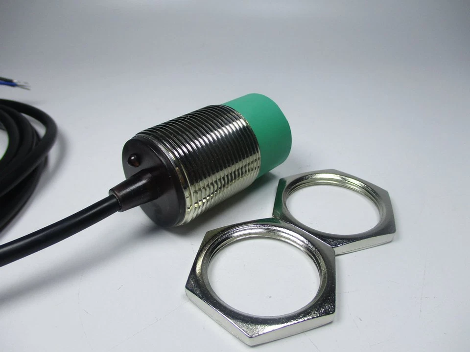 1PC NEW For Siemens Proximity Switch 3RG4024-0KB00 - Image 3 of 4