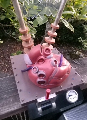 Rare Gemmy Animatronic Heart Shocker "It's Alive" Frankenstein Works See Video - Picture 2 of 21