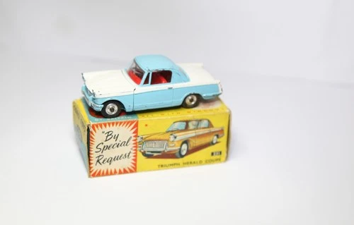 Corgi 231 Triumph Herald Coupe In Original Box - Good Vintage Model 1960s Lot 2